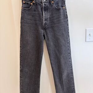 Levi’s ribcage straight ankle jeans